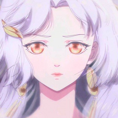 美女COS《巫师3》叶奈法惊艳绝伦 白嫩香肩紫眸勾人